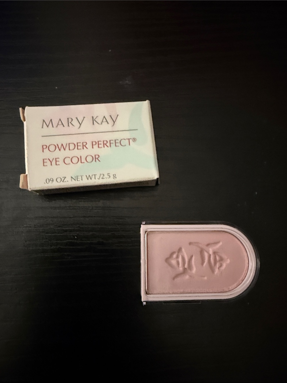 Whisper Pink Mary Kay Powder Perfect Eye Color